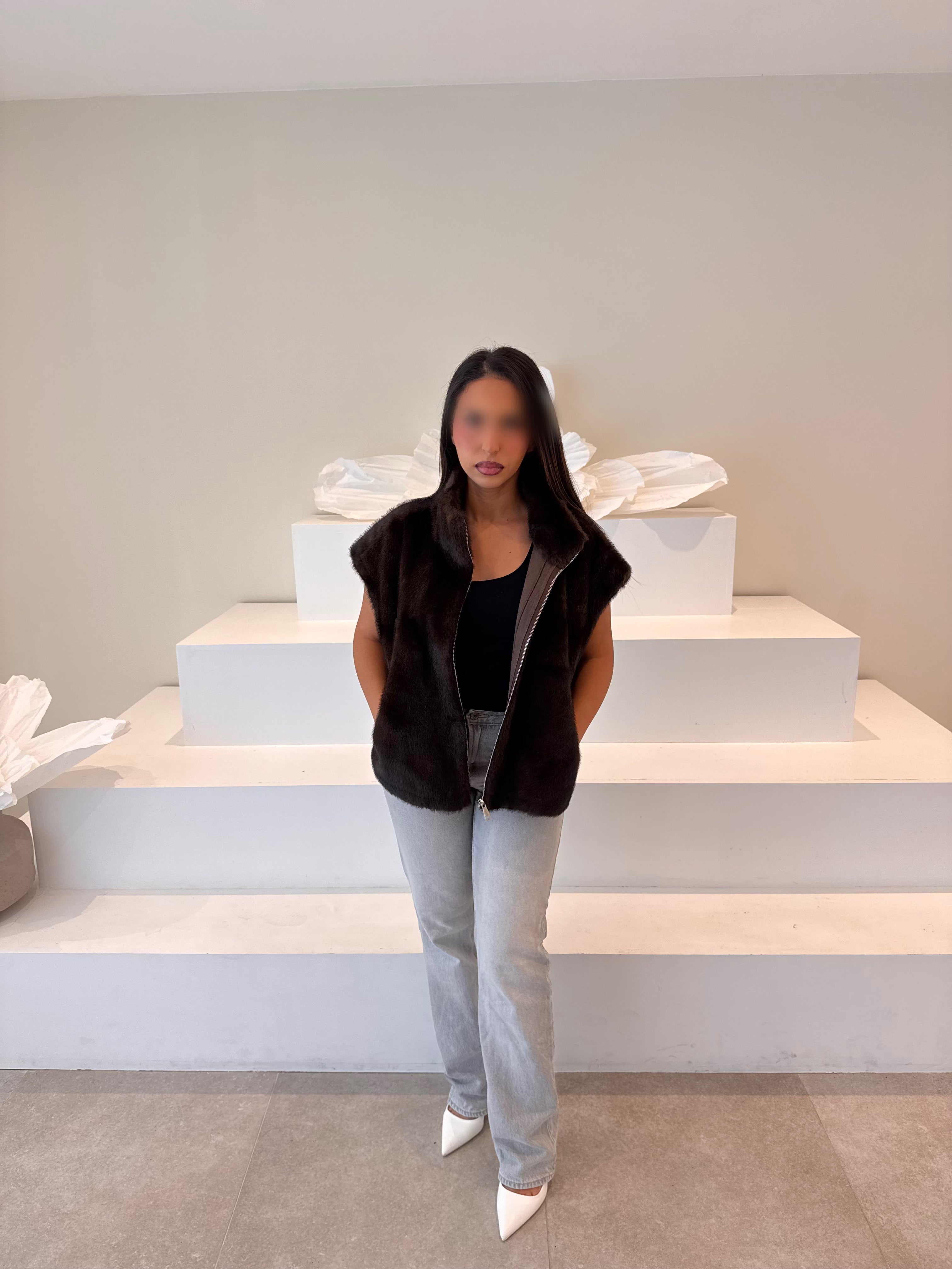 Fourrure sans manche